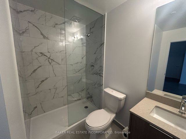216 - 36 Forest Manor Rd