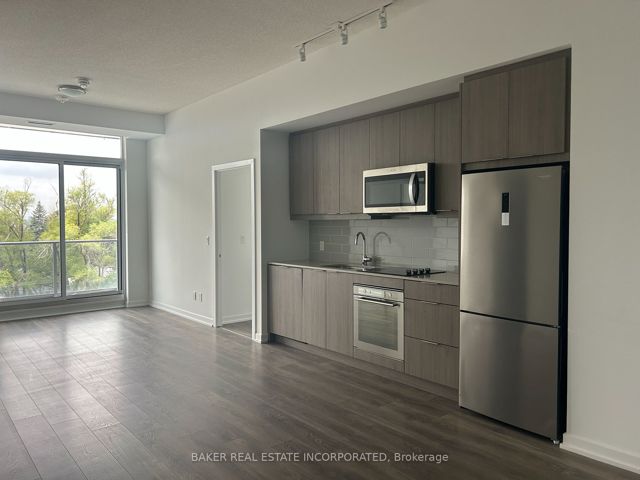 216 - 36 Forest Manor Rd