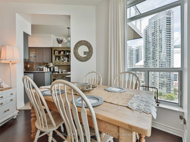 Lph6 - 410 Queens Quay W