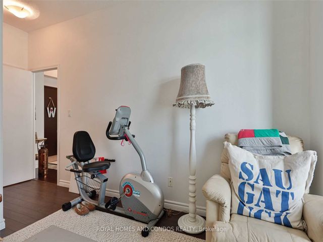 Lph6 - 410 Queens Quay W