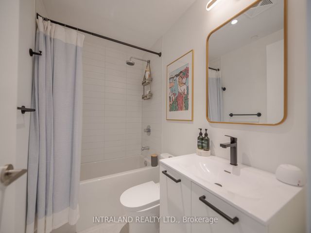 606 - 1181 Queen St W