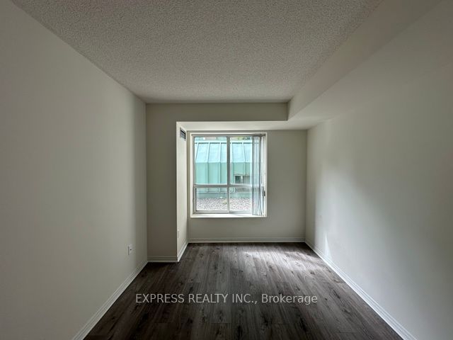 215 - 39 Pemberton Ave