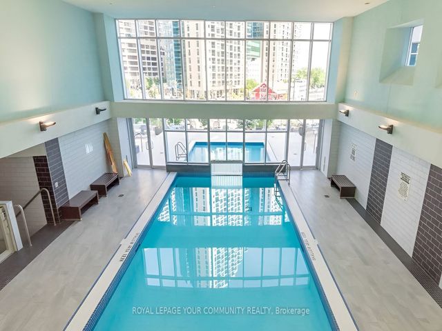 1813 - 208 Queens Quay W