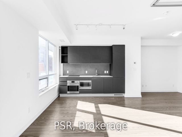 304 - 377 Madison Ave
