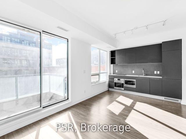 304 - 377 Madison Ave