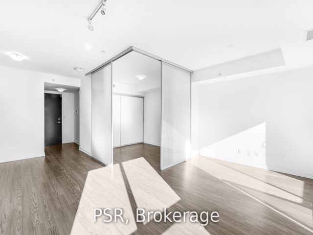 304 - 377 Madison Ave