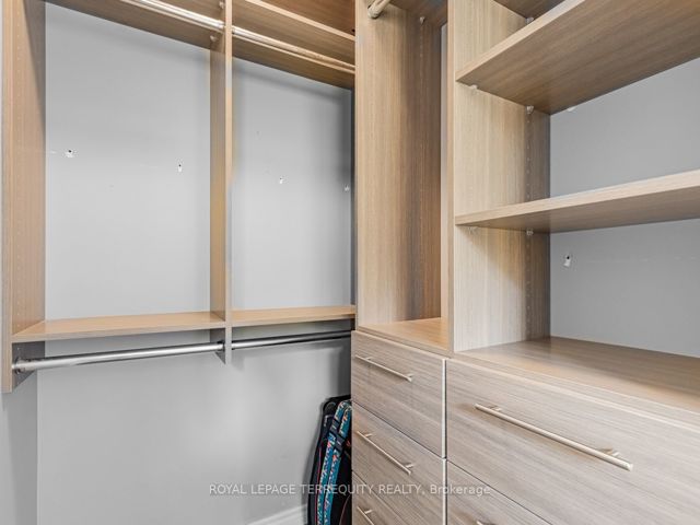 113 - 16 Dallimore Circ