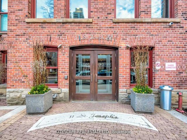 114 - 11 St Joseph St