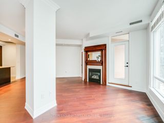 1109 - 100 Hayden St