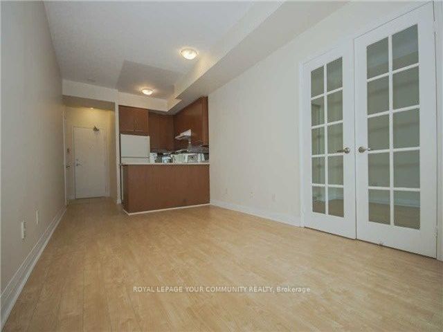 702 - 1121 Bay St