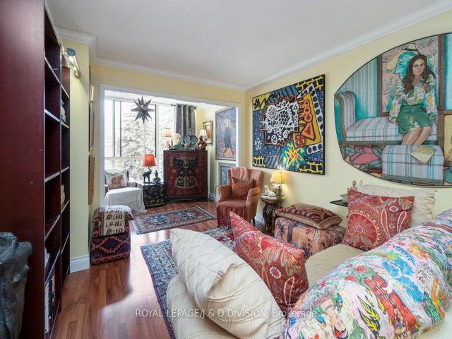 408 - 225 Davenport Rd
