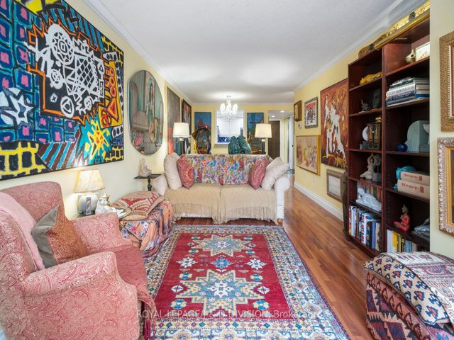 408 - 225 Davenport Rd