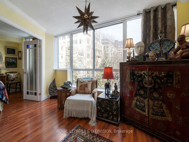 408 - 225 Davenport Rd