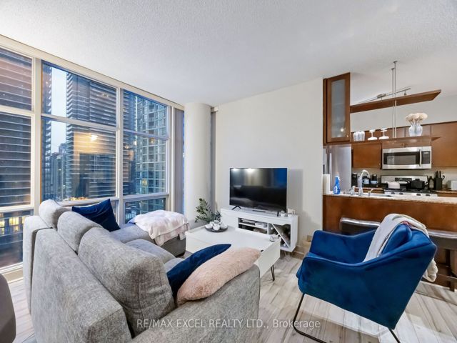 2603 - 35 Mariner Terr