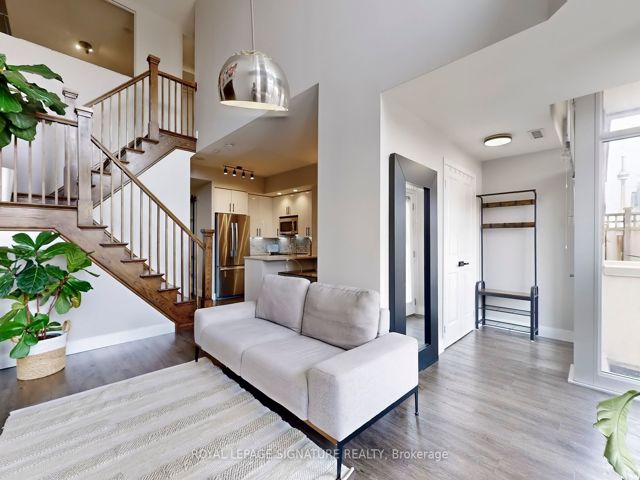 TH10 - 6 Pirandello St