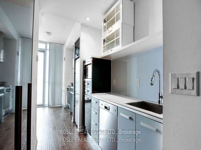 1802 - 38 Dan Leckie Way