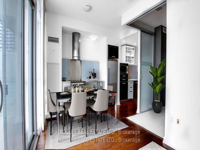 1802 - 38 Dan Leckie Way