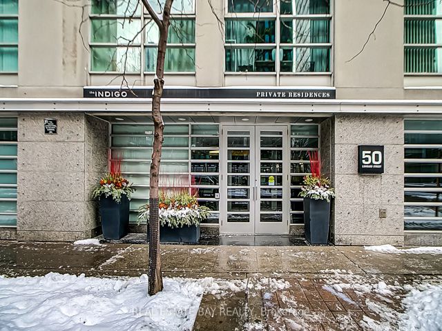 1004 - 50 Lombard St
