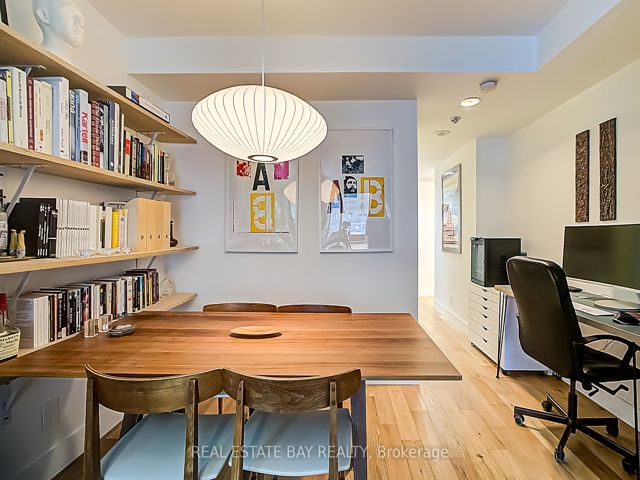 1004 - 50 Lombard St