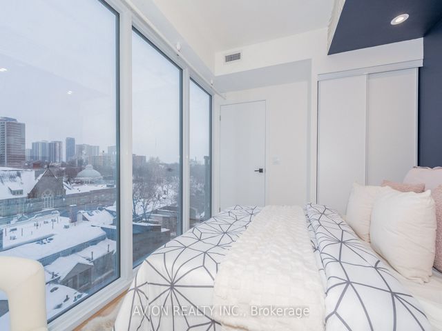 606 - 319 Jarvis St