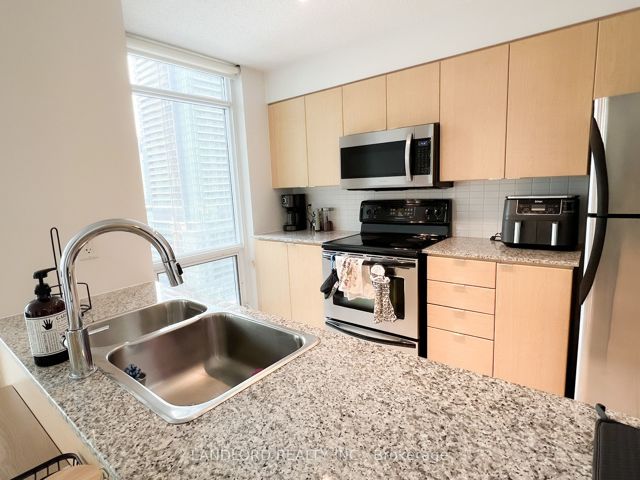 2203 - 11 Brunel Crt