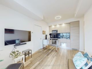 1211 - 75 Canterbury Pl