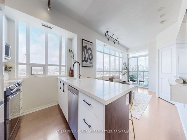 2302 - 125 Western Battery Rd