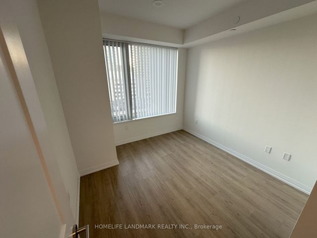 1715 - 50 Dunfield Ave
