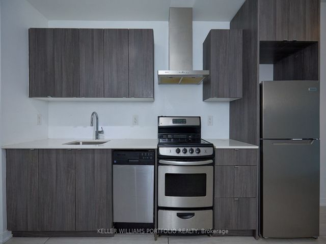 306 - 51 East Liberty St