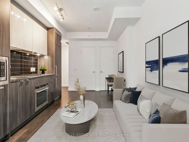 519 - 115 Blue Jays Way