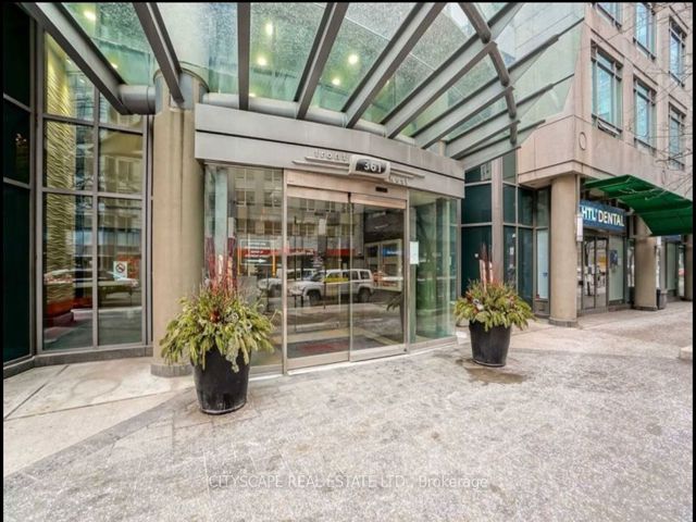 1208 - 361 Front St W