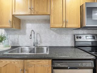 622 - 270 Wellington St W