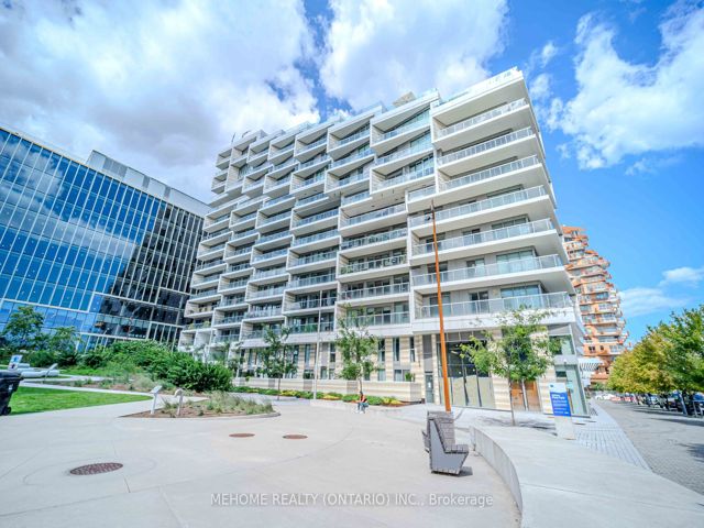 322 - 118 Merchants' Wharf Ave