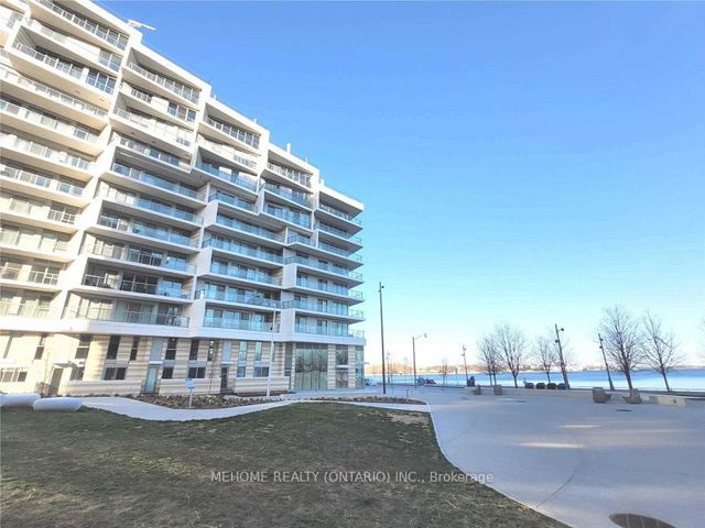 322 - 118 Merchants' Wharf Ave
