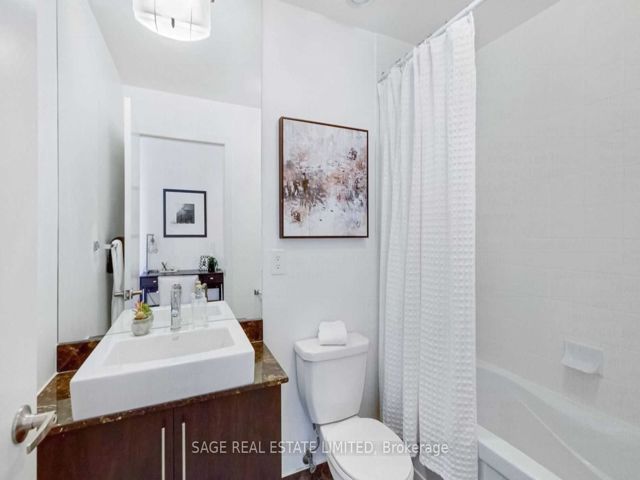 1410 - 65 Bremner Blvd