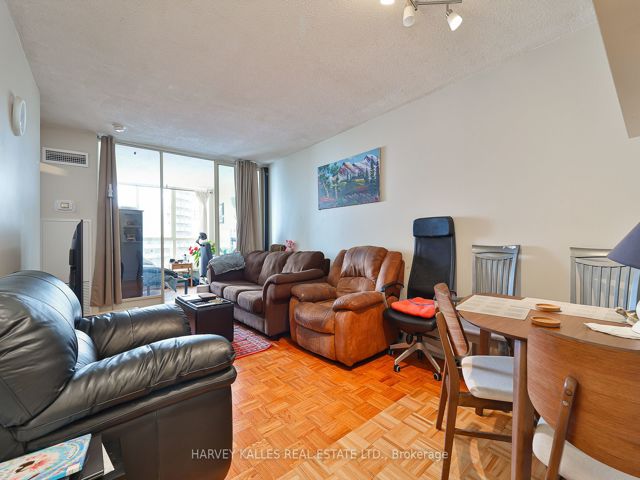 2202 - 44 St Joseph St