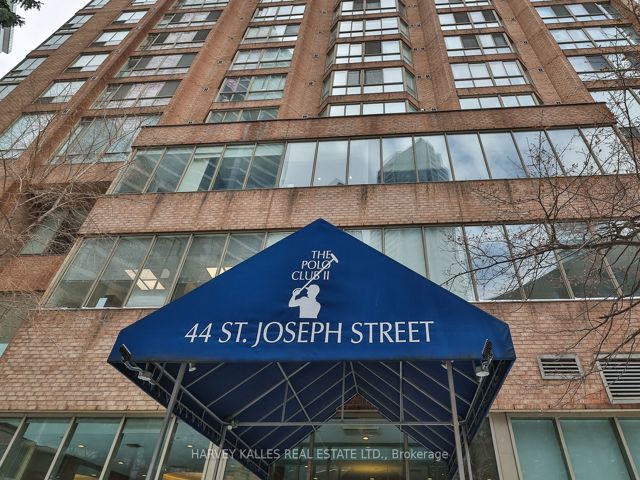2202 - 44 St Joseph St