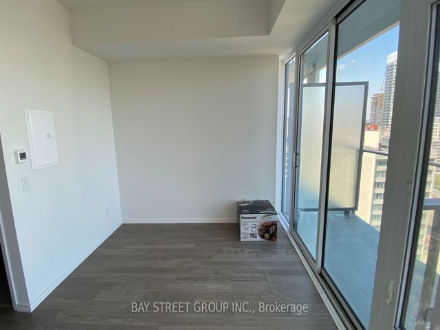 2306 - 5 Soudan Ave