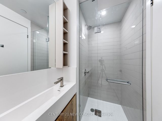1106 - 319 Jarvis St
