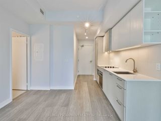 705 - 19 Western Battery Rd
