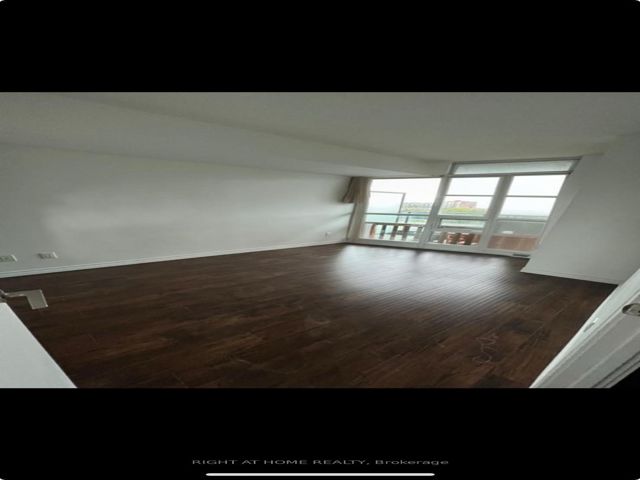1161 - 209 Fort York Blvd
