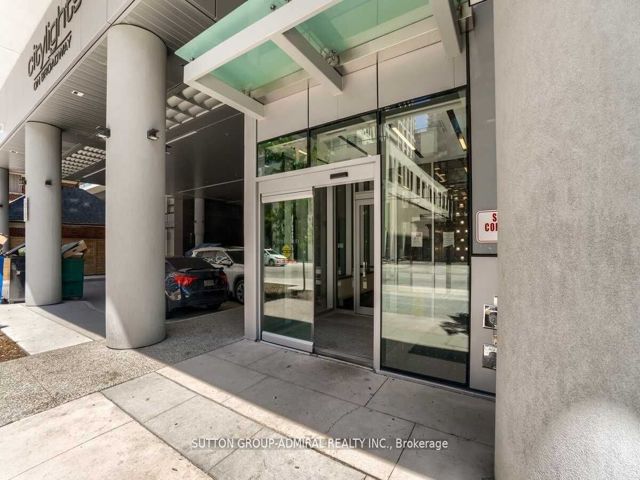 3402 - 195 Redpath Ave