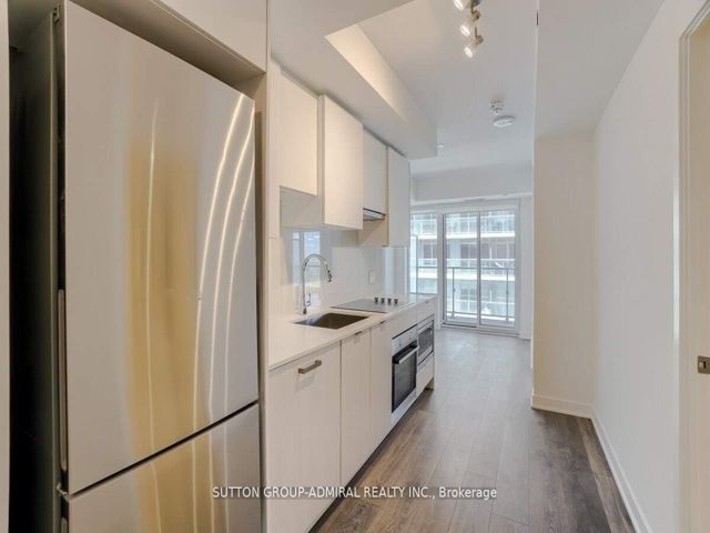 3402 - 195 Redpath Ave