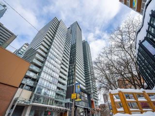 3203 - 28 Wellesley St E