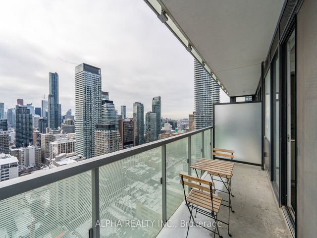 3203 - 28 Wellesley St E