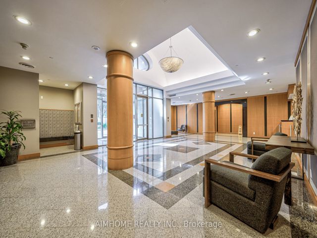 710 - 256 Doris Ave