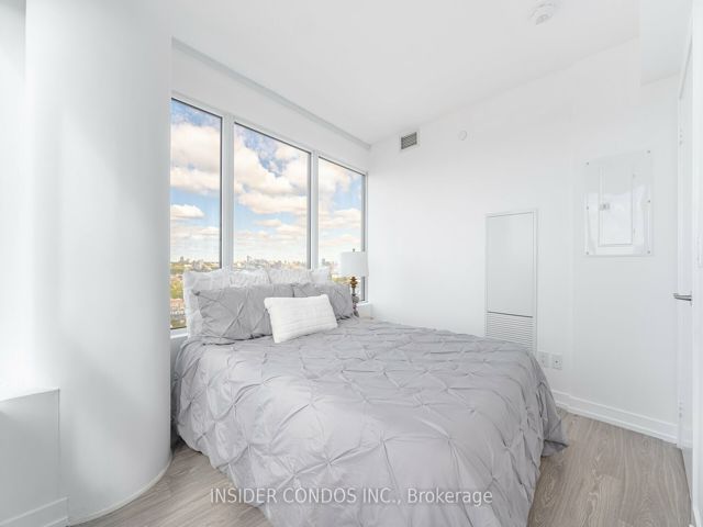 3217 - 19 Western Battery Rd