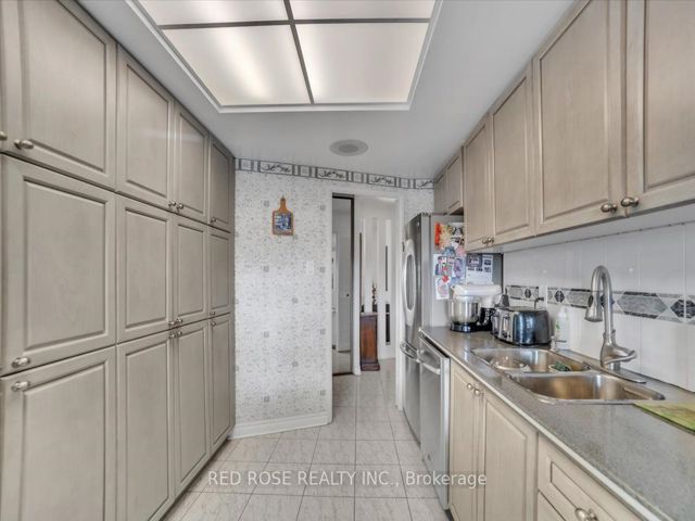 707 - 3303 Don Mills Rd