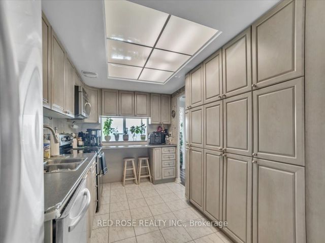 707 - 3303 Don Mills Rd