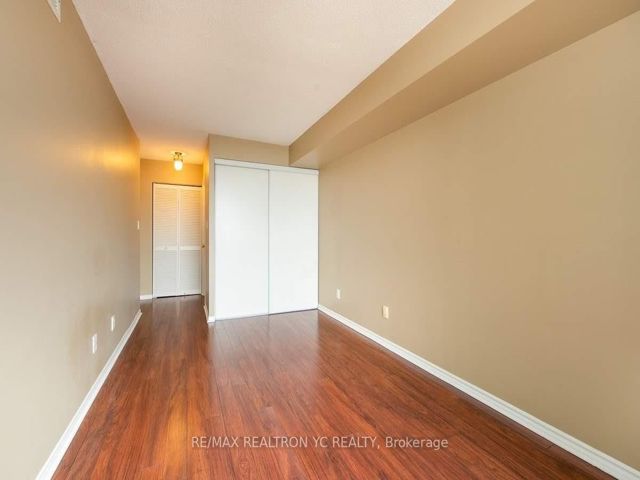 2108 - 18 Hillcrest Ave